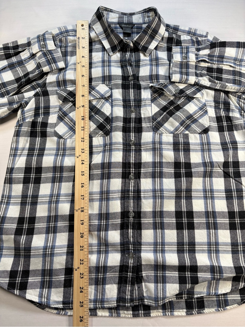Eddie Bauer Womens Large Plaid Flannel Shirt Blue Black White Button Up L - Picture 9 of 9